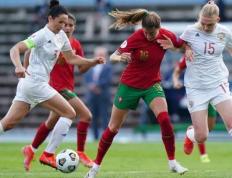 IM体育官方平台-俄罗斯女足意外淘汰，阿根廷首次夺魁