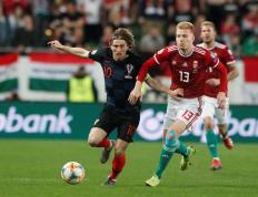 IM体育App下载-包含匈牙利球队击败对手，取得晋级优势的词条