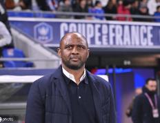 IM体育在线注册-包含热那亚队主帅下课，球队陷入危机的词条