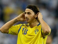 IM体育官网入口-瑞典险胜巴黎，伊布高光表现