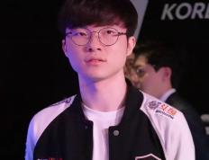 IM体育官方网站-SHR力克DK，Clid线上压制力十足宿敌对决成都决赛之夜，锁定晋级资格的简单介绍