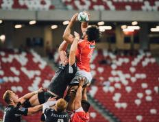 IM体育官网-沪上风云，上海队终结广东王朝，哈登年度焦点战上演王者接管