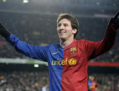 IM体育官方网站-北欧风暴席卷绿茵场，丹麦队力克德国队，辛杜统治全场的战术革命