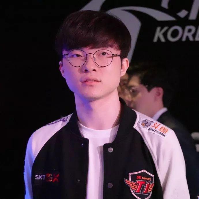 IM体育官方网站-SHR力克DK，Clid线上压制力十足宿敌对决成都决赛之夜，锁定晋级资格的简单介绍