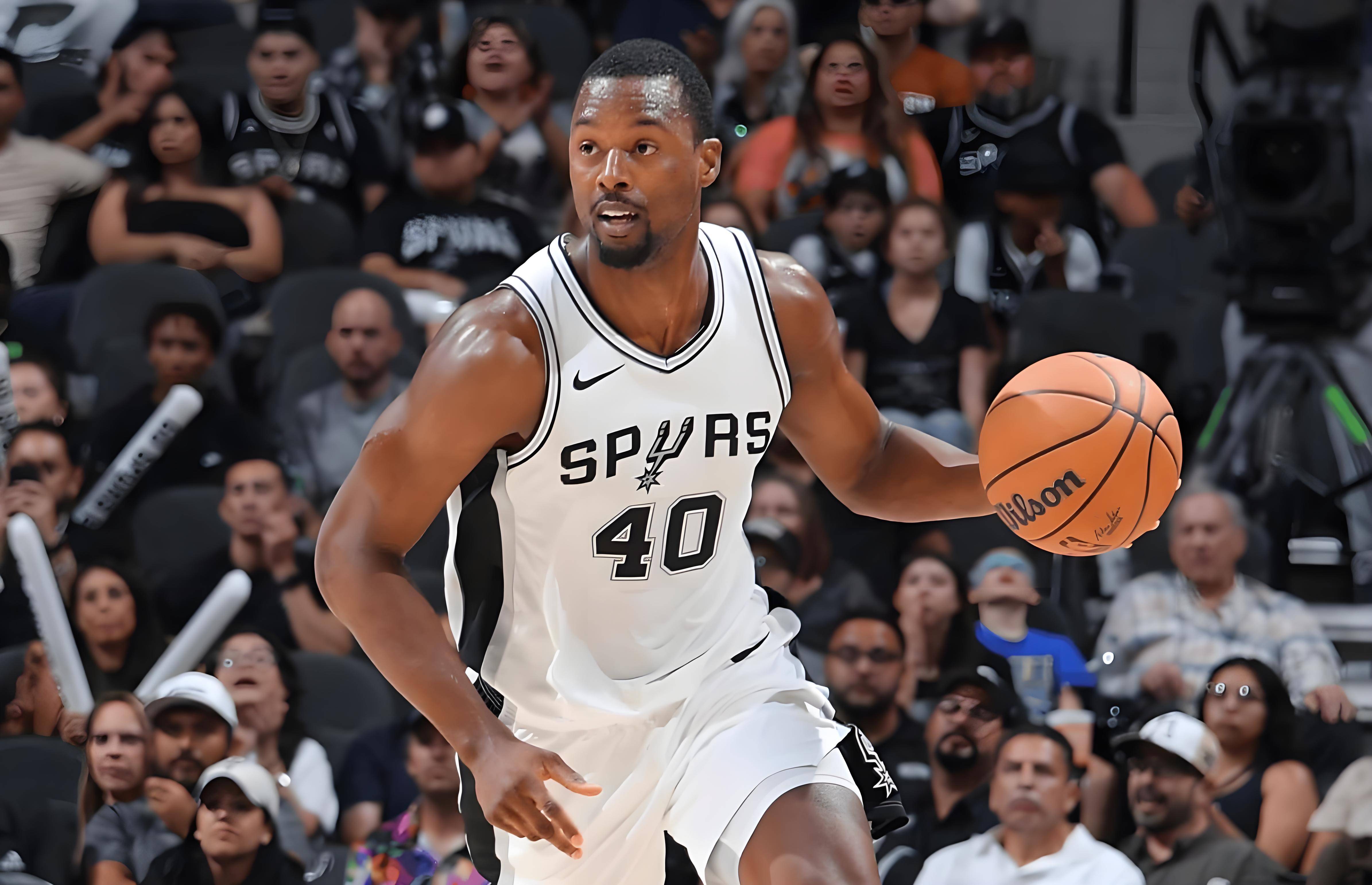 IM体育App下载-尼克斯险胜独行侠，巴恩斯送出助攻的简单介绍