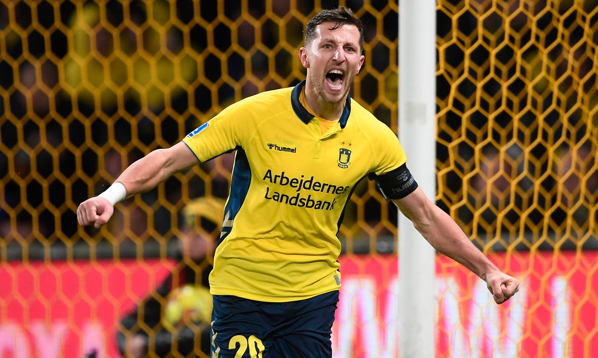 IM体育-包含丹麦队大胜,轻松闯入淘汰赛的词条