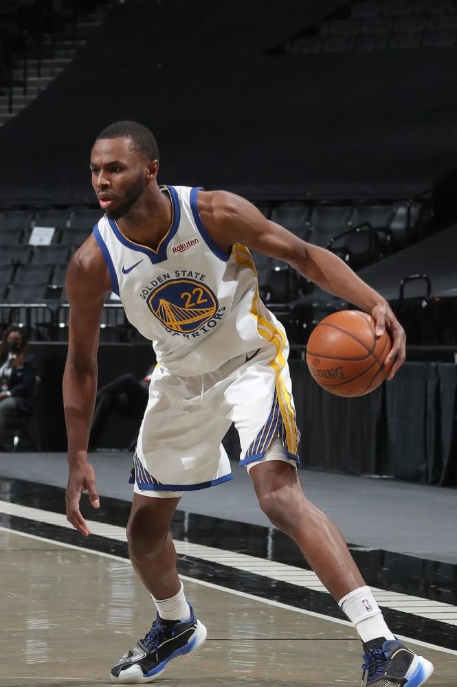 IM体育-包含法国球员丽塔詹姆斯被誉为新一代篮球天才，备受瞩目的词条