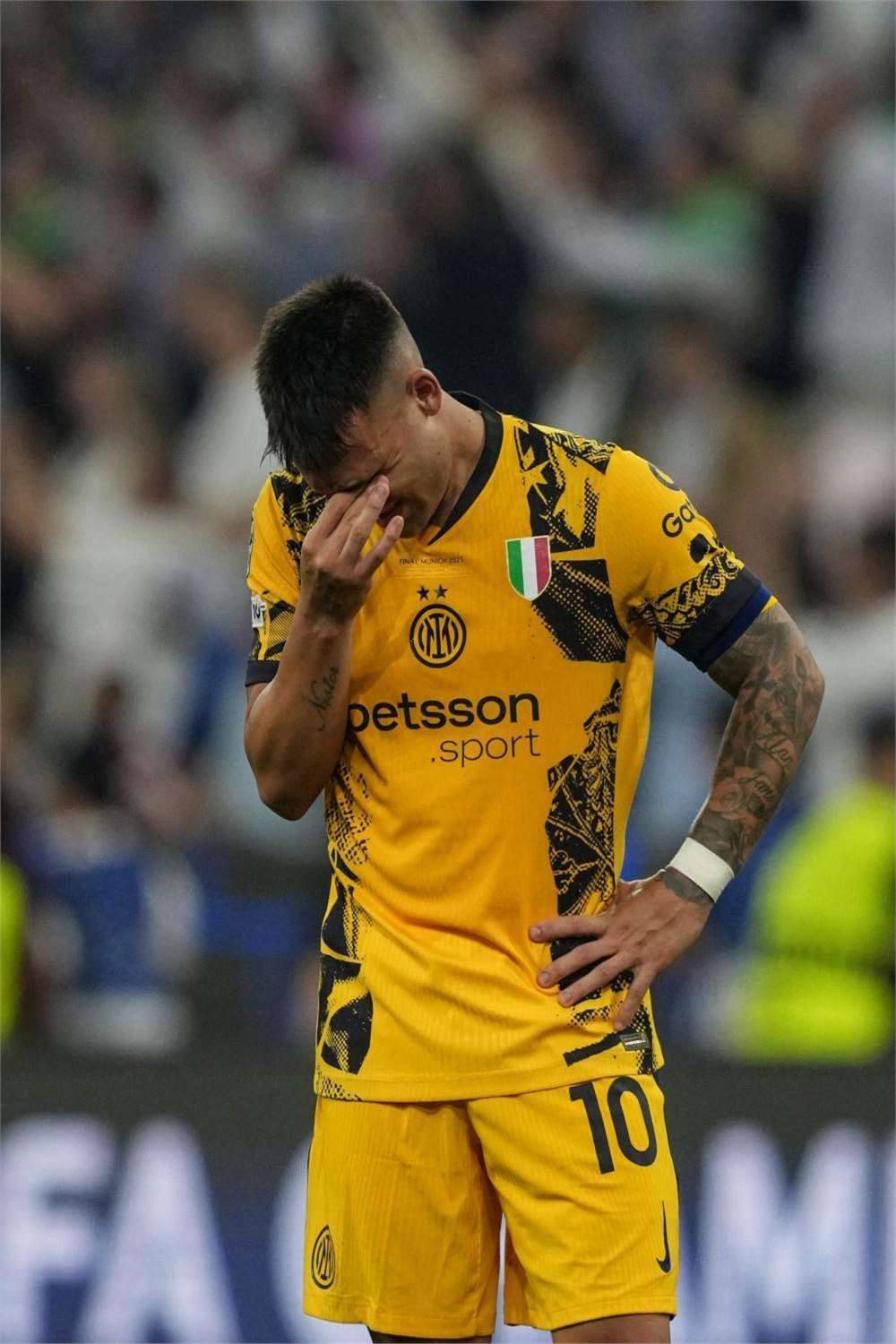 IM体育数据分析平台-乌克兰队欲在欧预赛中杀出重围