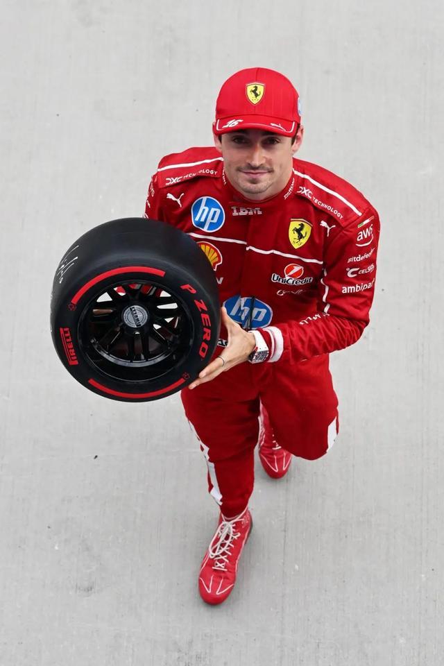 IM体育App下载-梅赛德斯逆转索伯车队，勒克莱尔高光表现的简单介绍