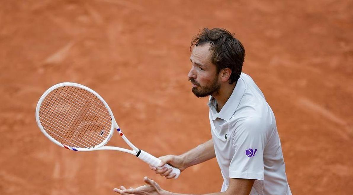 IM体育网页版登录入口-关于法网完胜年终总决赛，梅德韦杰夫点燃赛场的信息