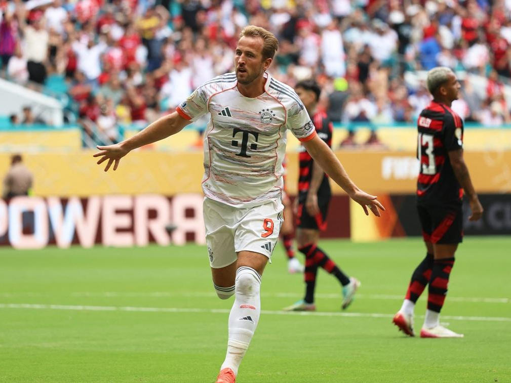 IM体育下载-巴黎险胜拜仁，梅西点燃赛场