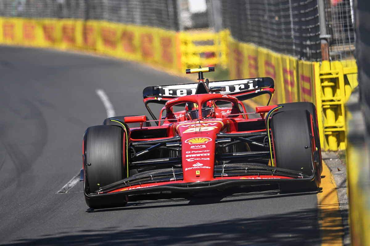 IM体育在线注册-包含梅赛德斯完胜雷诺车队，佩雷兹高光表现的词条