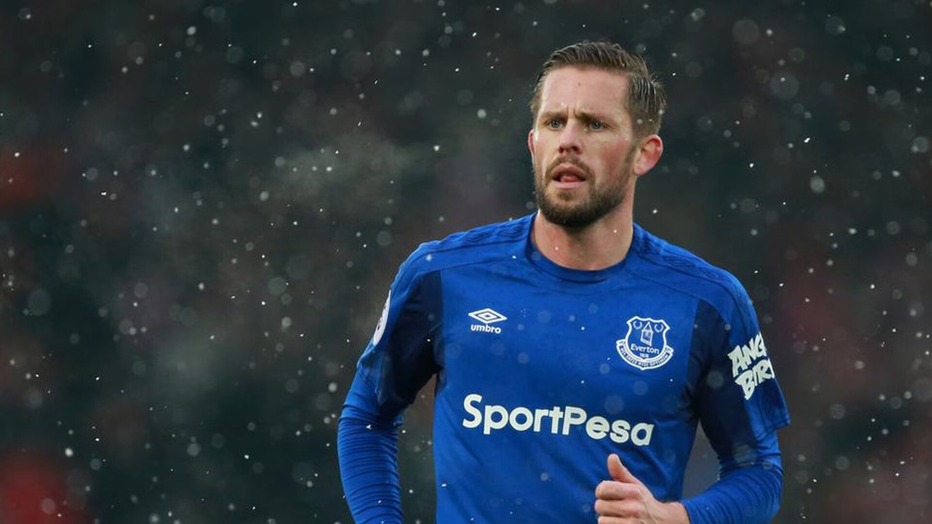 IM体育平台-北非雄狮鏖战郁金香,奥斯梅恩一剑封喉定乾坤—摩洛哥鏖战荷兰关键战纪实